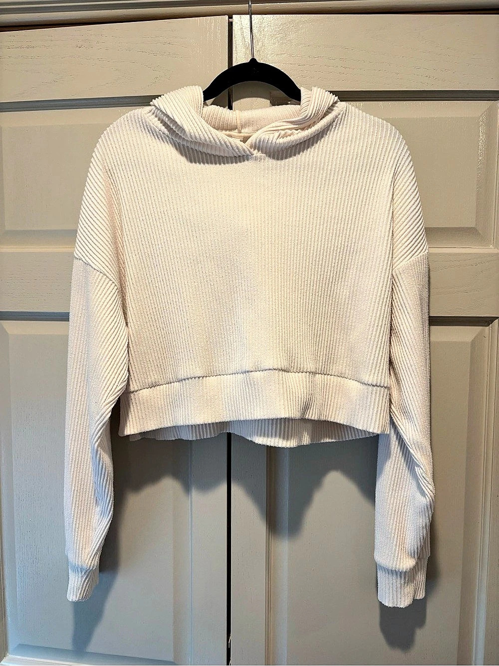 Cream Alo Yoga Ribbed Cropped Hoodie & Joggers | Matching Set | Size Medium
